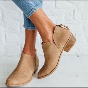 Qupid Ankle Booties